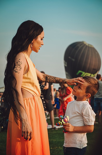 游的外国人 游的外国人